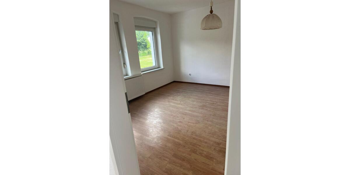 Etagenwohnung Lügde - 3 Zimmer, 83 m&sup2;, 650&euro; | Angebot:22254470