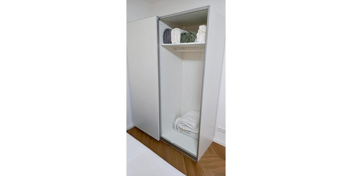 Etagenwohnung Hannover Mitte - 1 Zimmer, 40 m&sup2;, 1.300&euro; | Angebot:26669433