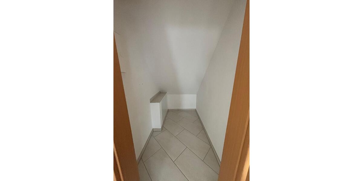 Dachgeschoßwohnung Bernburg (Saale) - 2 Zimmer, 49 m&sup2;, 575&euro; | Angebot:24805943