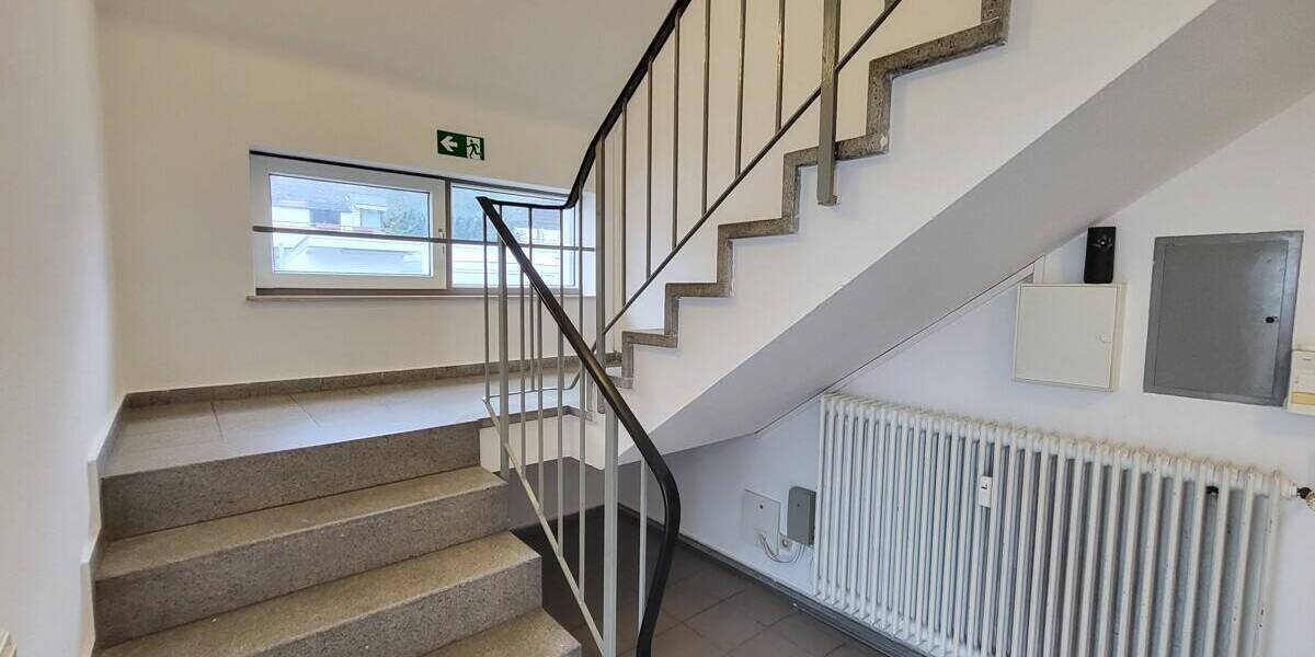 Gewerbeobjekt Lübeck / Sankt Lorenz Nord St. Lorenz Nord - 4 Zimmer, 172 m&sup2;, 950&euro; | Angebot:25670271