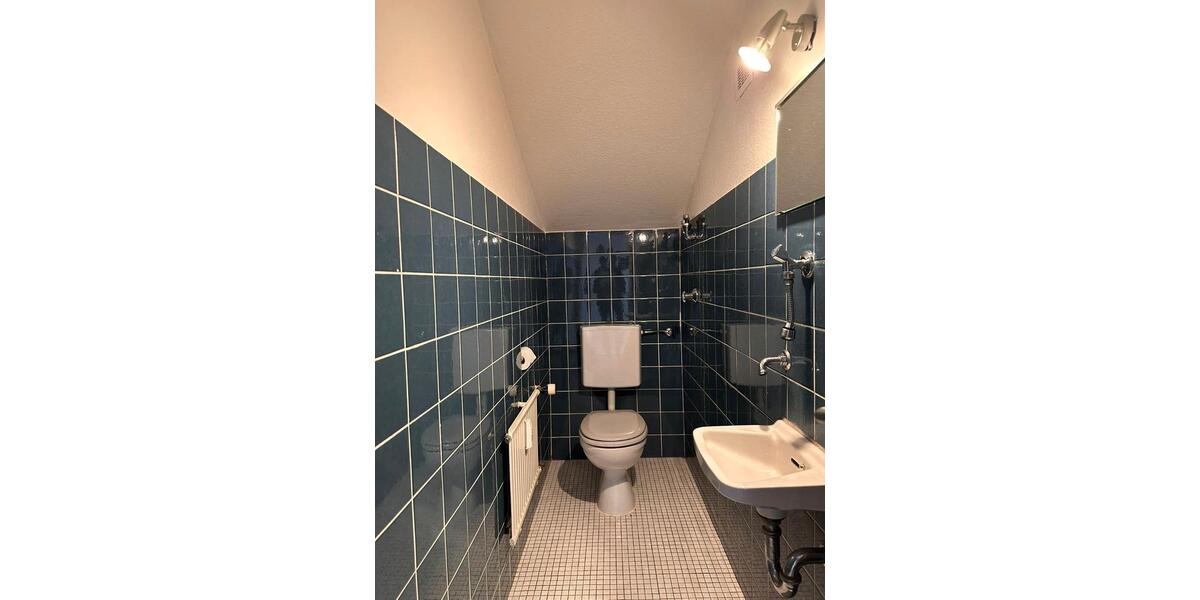 Dachgeschoßwohnung Bad Neustadt an der Saale - 2 Zimmer, 67 m&sup2;, 530&euro; | Angebot:26366355