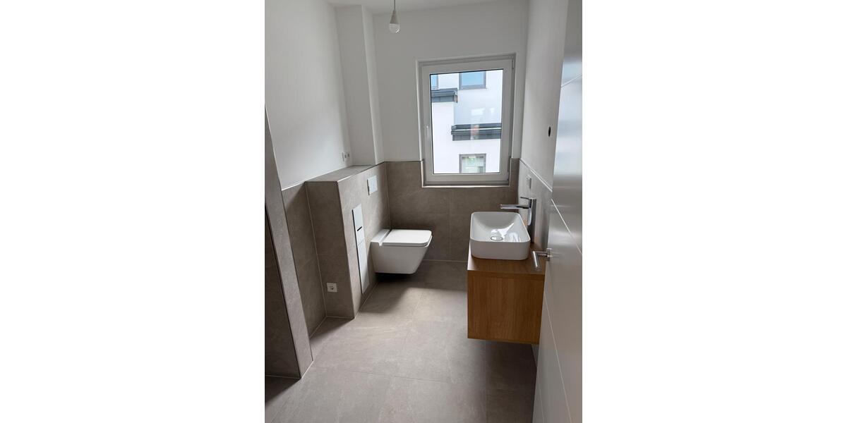 Einfamilienhaus Detmold - 6 Zimmer, 156 m&sup2;, 2.990&euro; | Angebot:26579723