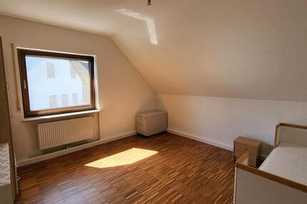 2 Zimmer in WG zu vermieten 3 zimmer