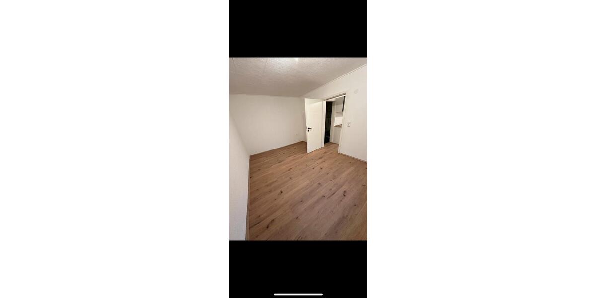 Erdgeschoßwohnung Waghäusel - 1 Zimmer, 28 m&sup2;, 500&euro; | Angebot:25382952