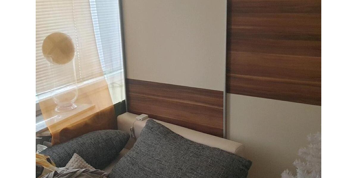 Etagenwohnung Pforzheim - 2 Zimmer, 40 m&sup2;, 510&euro; | Angebot:25983393