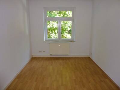 Etagenwohnung Weißenfels - 4 Zimmer, 81 m&sup2;, 450&euro; | Angebot:25669899