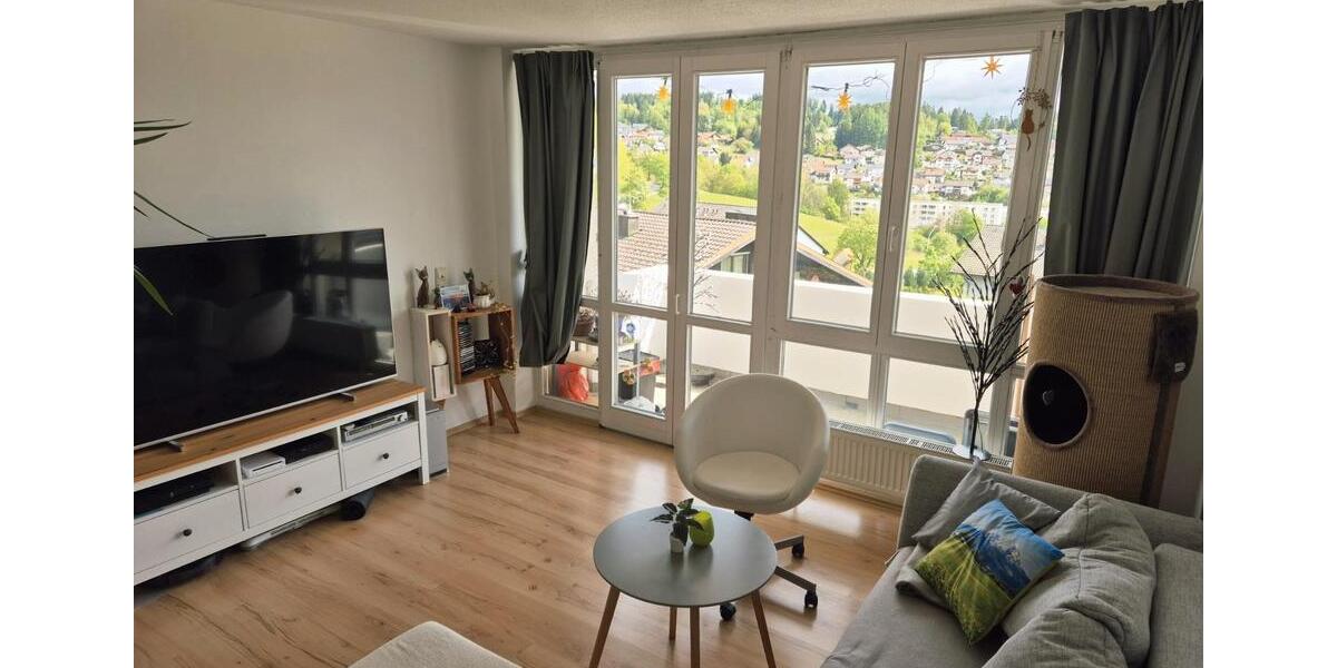 Etagenwohnung Regen - 3 Zimmer, 85 m&sup2;, 680&euro; | Angebot:26618002