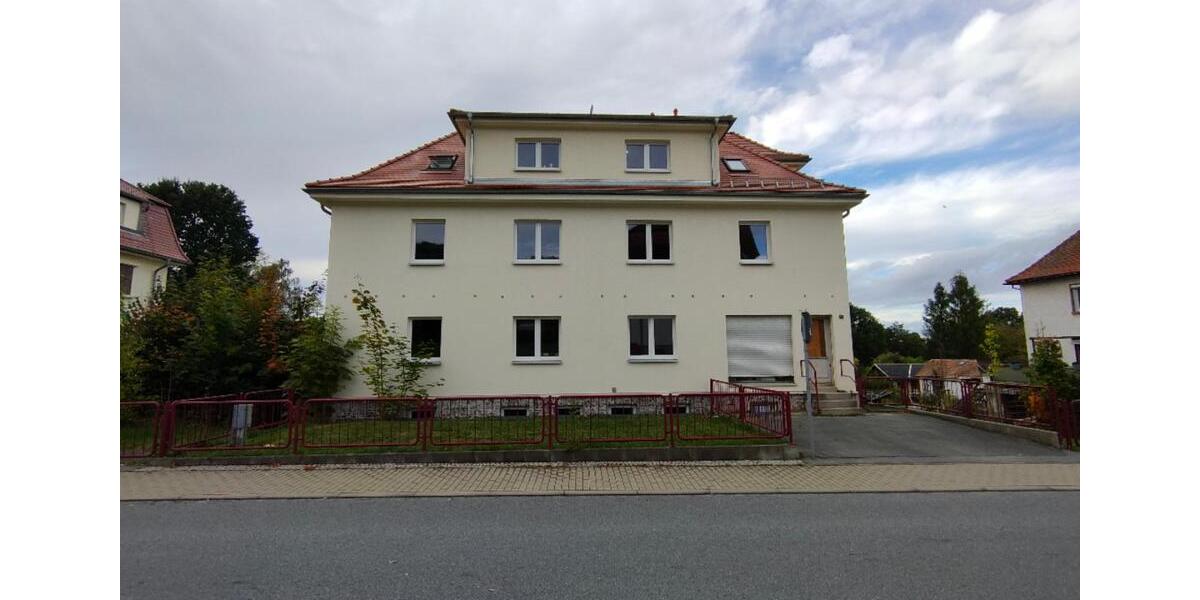 Dachgeschoßwohnung Ebersbach-Neugersdorf Neugersdorf - 2 Zimmer, 95 m&sup2;, 800&euro; | Angebot:23601106
