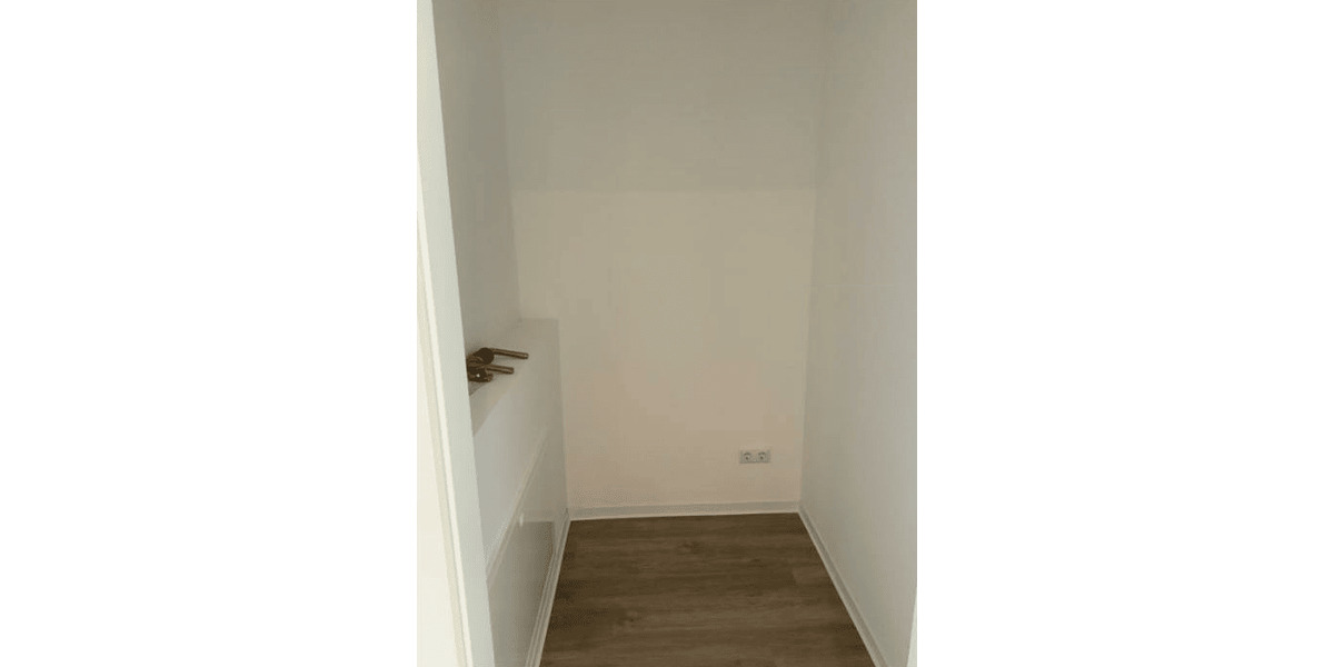 Etagenwohnung Eisenach - 4 Zimmer, 89 m&sup2;, 770&euro; | Angebot:26853028