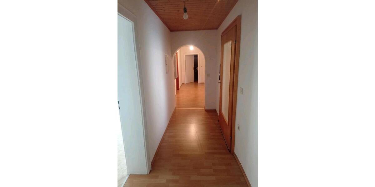 Erdgeschoßwohnung Stegaurach - 5 Zimmer, 108 m&sup2;, 750&euro; | Angebot:25392056