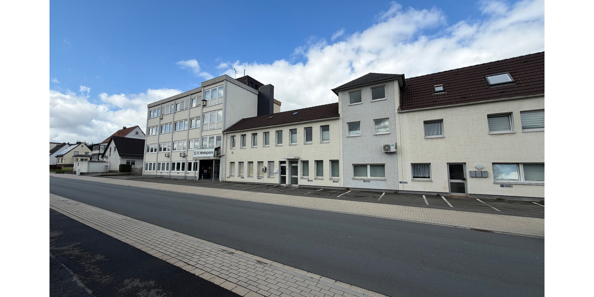 Gewerbeobjekt Neuenrade - 8 Zimmer, 175 m&sup2;, 1.319&euro; | Angebot:26475830