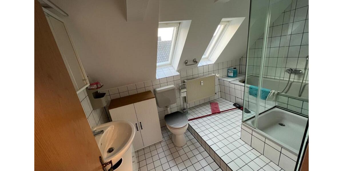 Wohnen auf Zeit Solingen Höhscheid - 3 Zimmer, 64 m&sup2;, 725&euro; | Angebot:26329540
