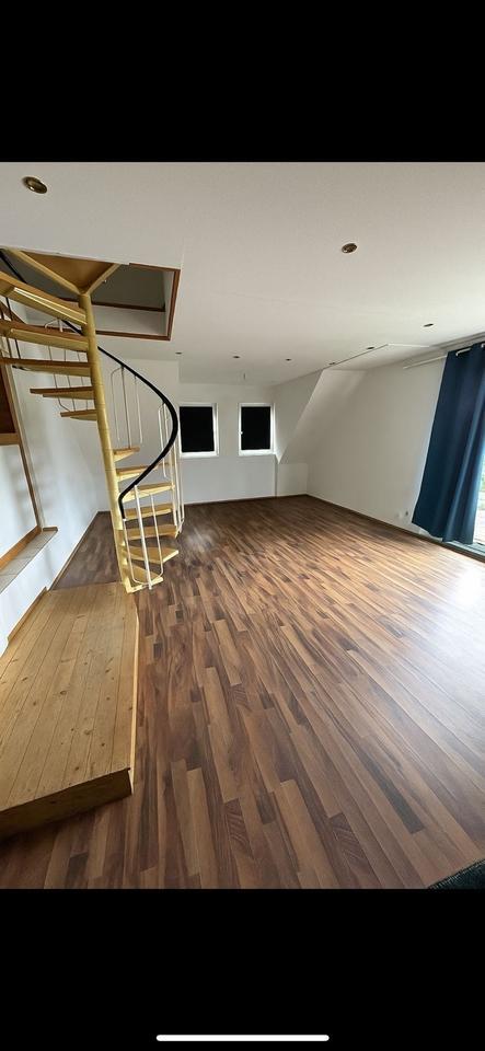 Lichtdurchflutete Loft-Wohnung auf 2 Etagen zu vermieten zimmer