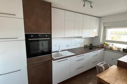 Helle 3-Zimmer-Wohnung mit Balkon und Garage in Rottendorf 3 zimmer