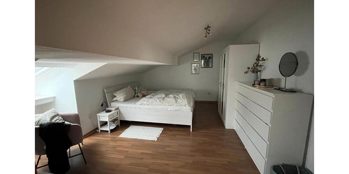 Dachgeschoßwohnung Bad Münstereifel - 2 Zimmer, 65 m&sup2;, 420&euro; | Angebot:26439692