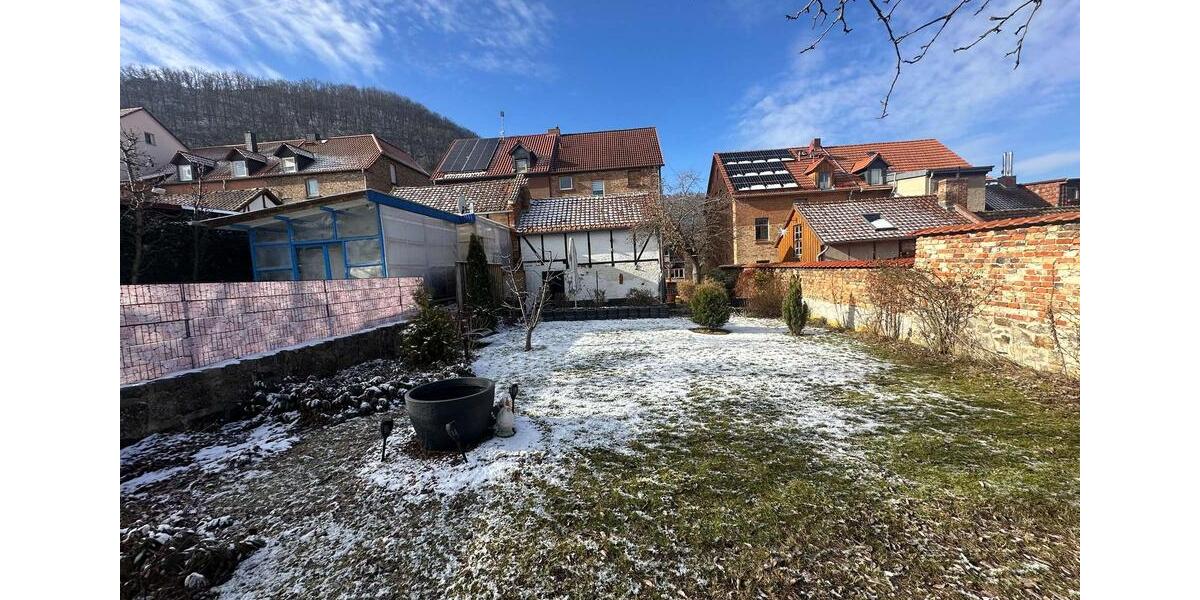 Dachgeschoßwohnung Thale - 2.5 Zimmer, 43 m&sup2;, 366&euro; | Angebot:26132345