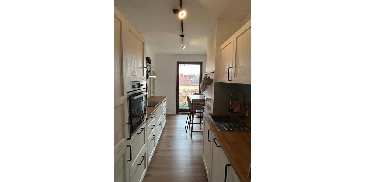 Wohnen auf Zeit Würzburg Sanderau - 3 Zimmer, 95 m&sup2;, 1.500&euro; | Angebot:26028627