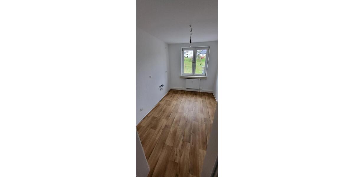 Etagenwohnung Lauter-Bernsbach Bernsbach - 3 Zimmer, 63 m&sup2;, 410&euro; | Angebot:26283434