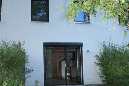 Haus zum Mieten in Hamburg 2.400 € 130.31 m²