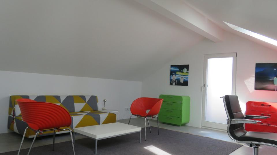 Wohnen auf Zeit Tittmoning - 4.5 Zimmer, 230 m&sup2;, 110&euro; | Angebot:21759401