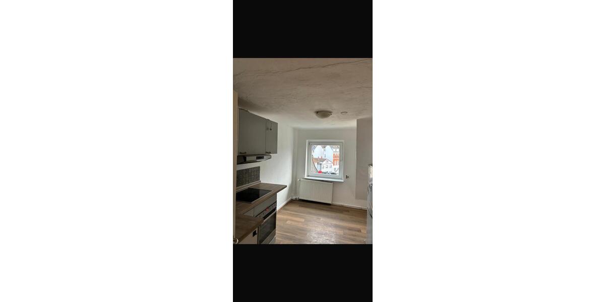 Dachgeschoßwohnung Bielefeld - 4 Zimmer, 100 m&sup2;, 1.110&euro; | Angebot:26539739