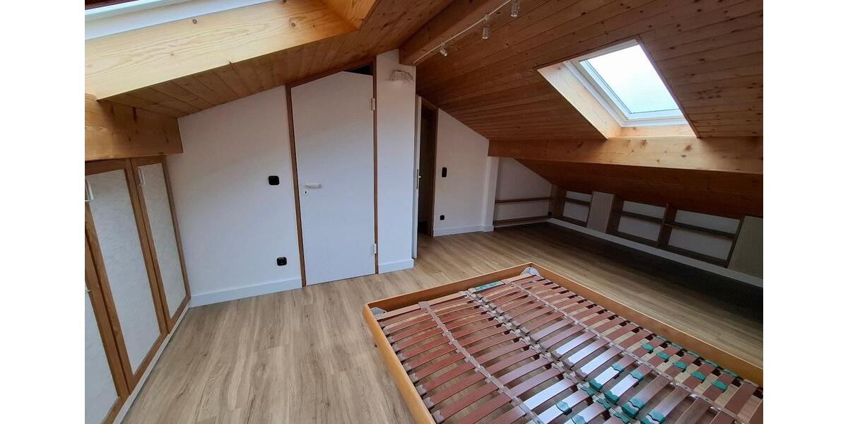 Etagenwohnung Sachsenkam - 5 Zimmer, 142 m&sup2;, 2.800&euro; | Angebot:26646643