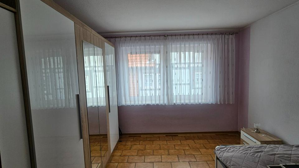 Etagenwohnung Rotenburg an der Fulda - 4 Zimmer, 95 m&sup2;, 650&euro; | Angebot:26676018