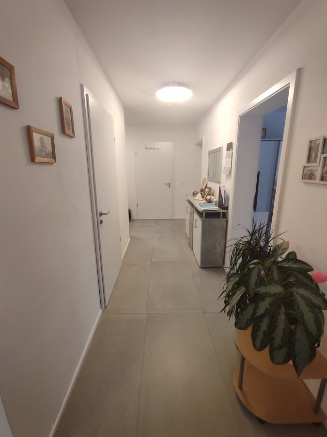 Moderne, barrierefreie Erdgeschoßwohnung mit 3,5 Zimmern im Luftkurort Hümmerich - provisionsfrei!