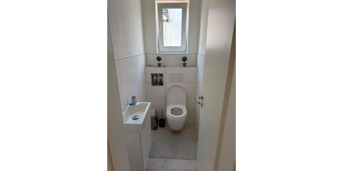 Erdgeschoßwohnung Singen (Hohentwiel) - 1 Zimmer, 63 m&sup2;, 850&euro; | Angebot:26185017
