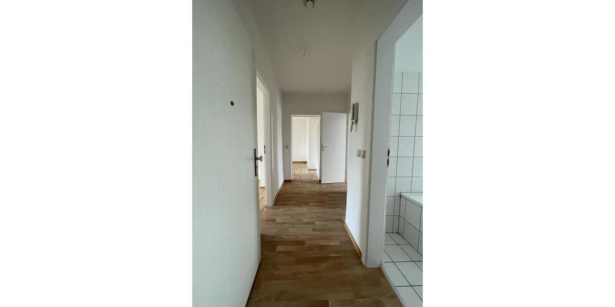 Erdgeschoßwohnung Harztor - 3 Zimmer, 53 m&sup2;, 317&euro; | Angebot:26003744