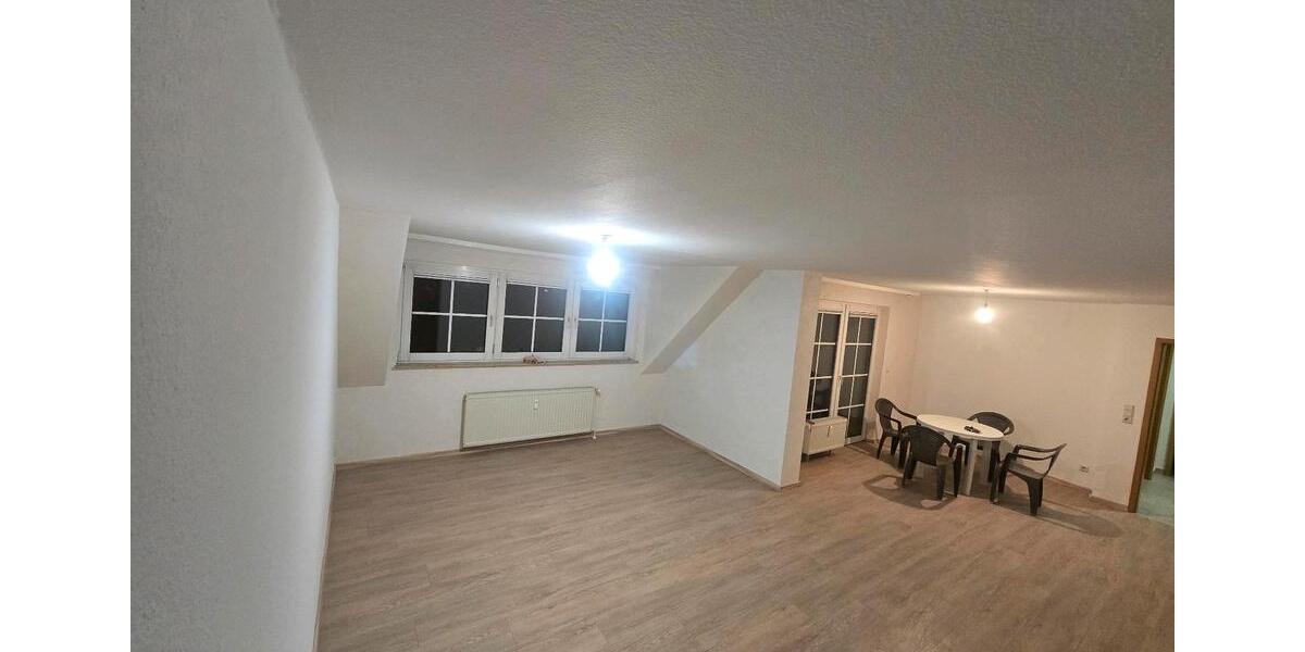 Etagenwohnung Bockenem - 3 Zimmer, 86 m&sup2;, 600&euro; | Angebot:25328537