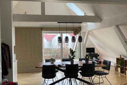 Haus Feuchtwangen - 1 Zimmer, 75 m&sup2;, 700&euro; | Angebot:25284061