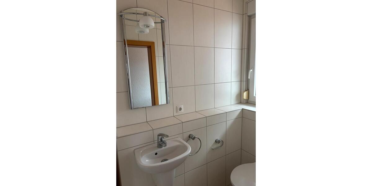 Etagenwohnung Bad Dürkheim - 3 Zimmer, 118 m&sup2;, 1.490&euro; | Angebot:24652798