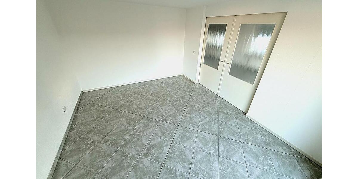 Etagenwohnung Breitenworbis - 4 Zimmer, 170 m&sup2;, 995&euro; | Angebot:26041703