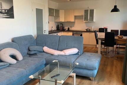 Wohnung Berlin Hellersdorf - 4 Zimmer, 85 m&sup2;, 1.700&euro; | Angebot:26042702