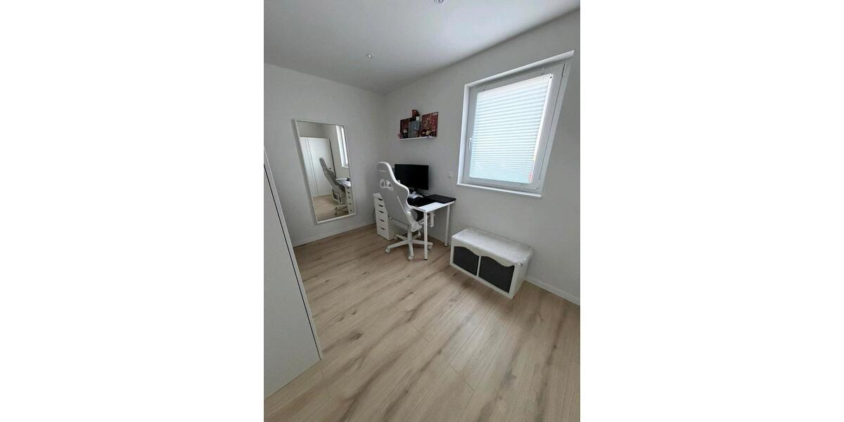 Etagenwohnung Fischingen - 3 Zimmer, 92 m&sup2;, 1.200&euro; | Angebot:26683047