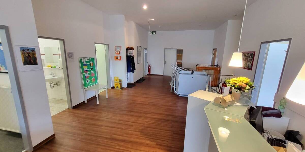 Gewerbeobjekt Bad Schwartau St. Lorenz Nord - 3.610&euro; | Angebot:25670261