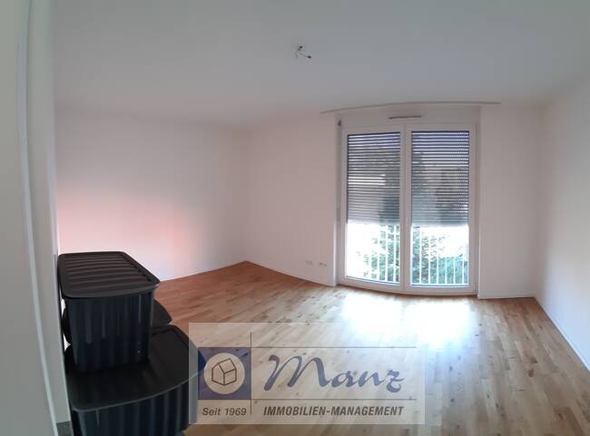 3,5 Zimmerwohnung mit Balkon und Tiefgaragenstellplatz, frei ab 01.09.2025 in ruhiger Lage in Worblingen zu vermieten