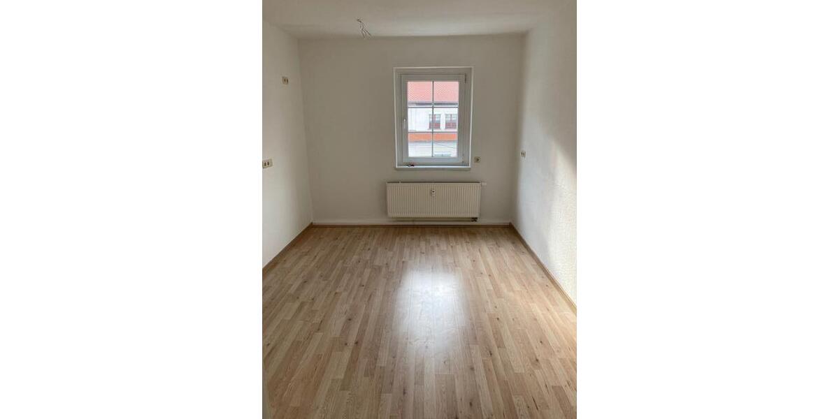 Dachgeschoßwohnung Roßwein - 2 Zimmer, 53 m&sup2;, 269&euro; | Angebot:26038813