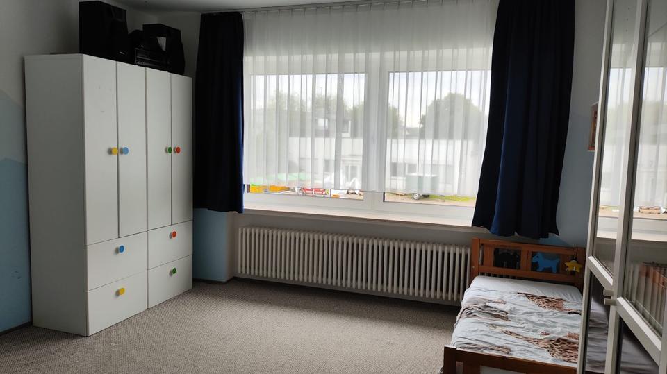 Helle 3-Zimmer-Wohnung mit Einbauküche direkt am Umweltzentrum
