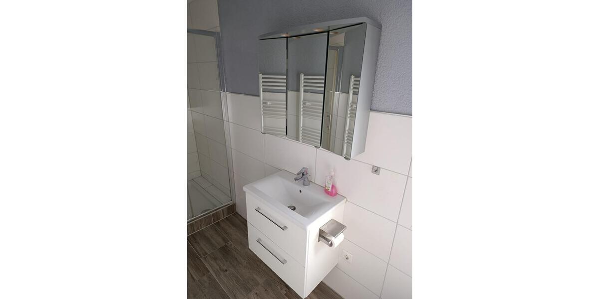 Etagenwohnung Langgöns - 2 Zimmer, 70 m&sup2;, 900&euro; | Angebot:26429894