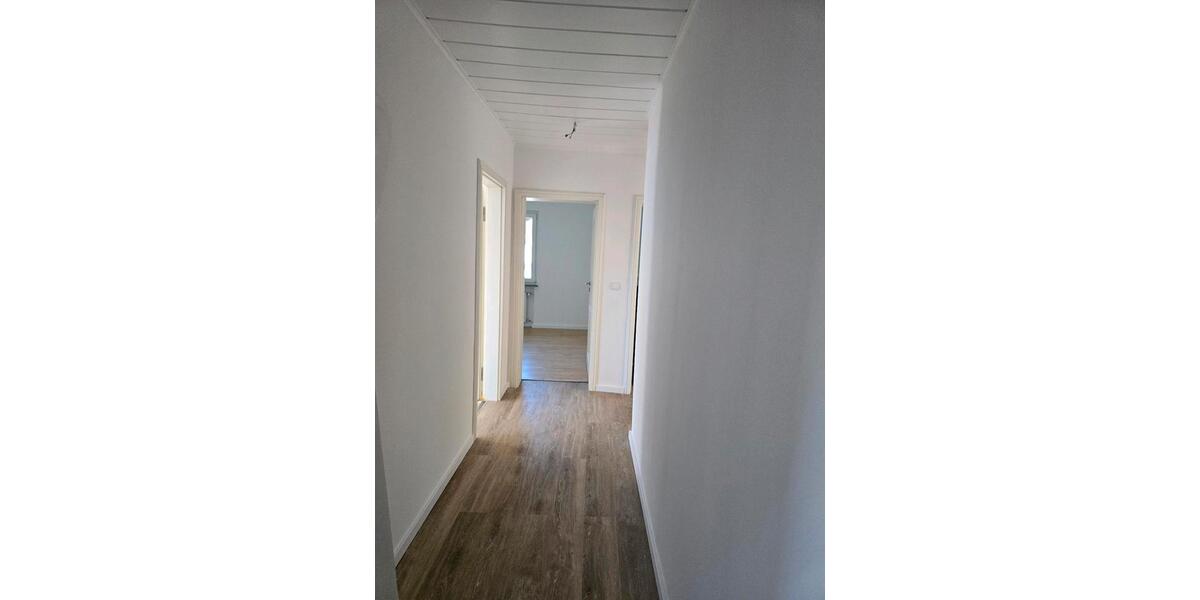 Etagenwohnung Neunkirchen-Seelscheid Seelscheid - 3 Zimmer, 93 m&sup2;, 900&euro; | Angebot:26049774