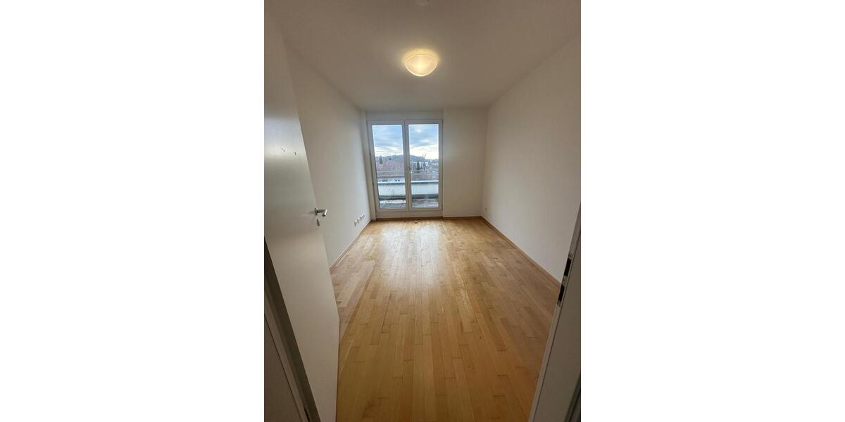Etagenwohnung Nürtingen - 4 Zimmer, 115 m&sup2;, 1.400&euro; | Angebot:24637872