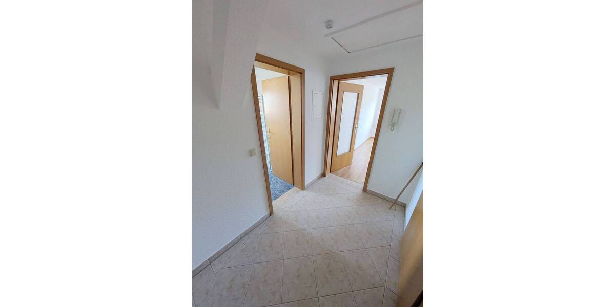 Etagenwohnung Zwickau Bahnhofsvorstadt - 1 Zimmer, 40 m&sup2;, 240&euro; | Angebot:26142542