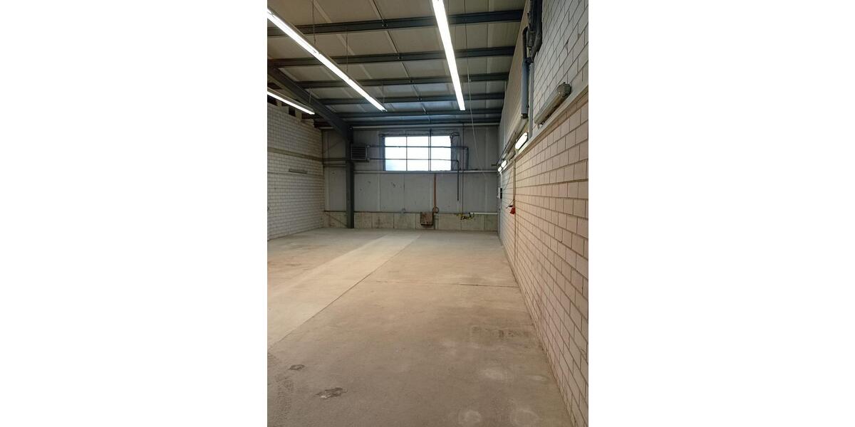 Gewerbeobjekt Landau an der Isar - 600&euro; | Angebot:24596934