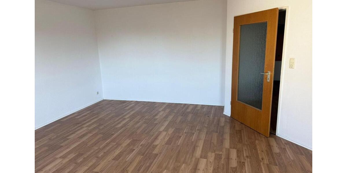 Etagenwohnung Bremerhaven - 3 Zimmer, 65 m&sup2;, 440&euro; | Angebot:26442991