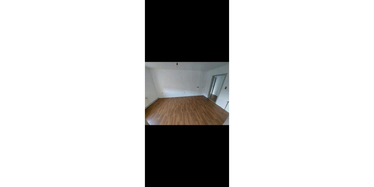 Etagenwohnung Plößberg - 3 Zimmer, 85 m&sup2;, 550&euro; | Angebot:26049386