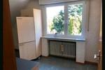 Helle 2-Zimmer-Wohnung mit Einbauküche zimmer
