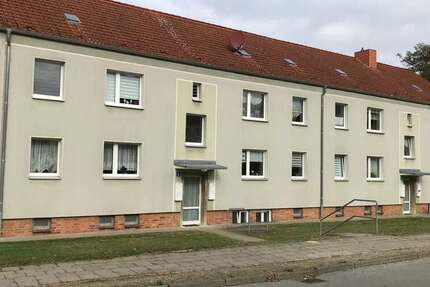 Wohnung Crivitz - 2.5 Zimmer, 59 m&sup2;, 335&euro; | Angebot:27411163