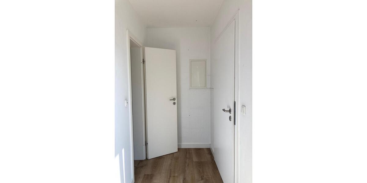 Moderne Penthouse-Gewerbefläche in Feldrandlage in Großostheim 2 zimmer